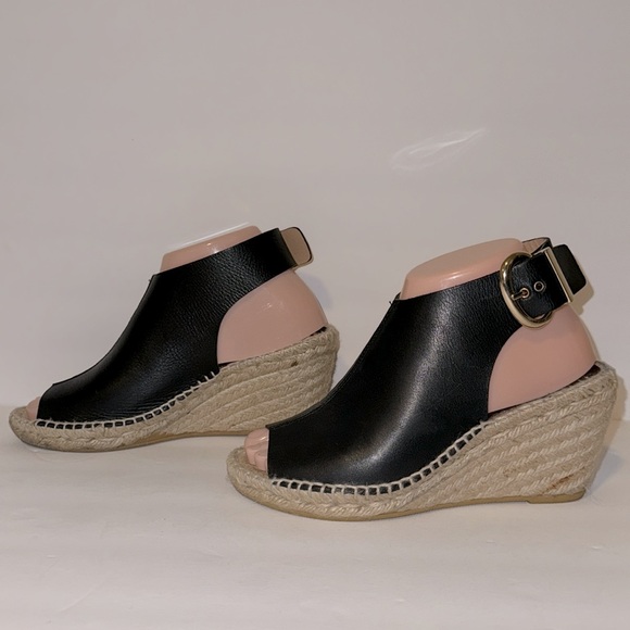 Bettye Muller Black Leather Open Toe 3” Wedges!! - Picture 4 of 8